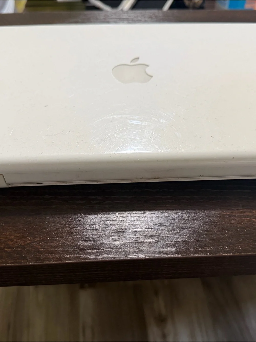 Apple vintage macbook